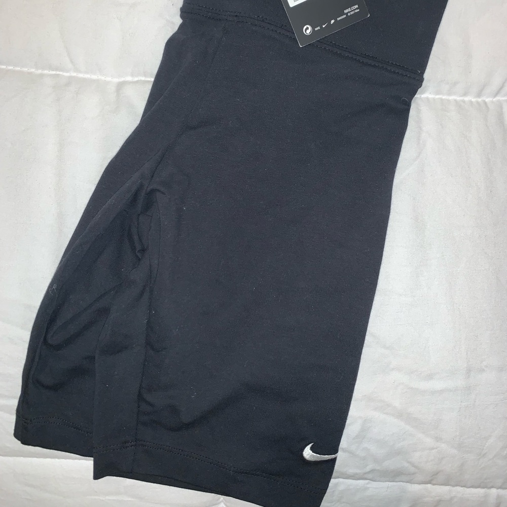 BRAND NEW! Nike biker shorts
